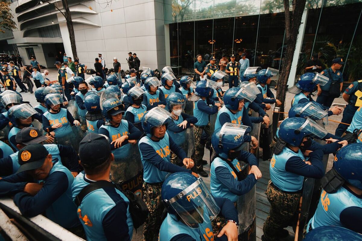 Protest in Bali: Can Foreign Tourists Join or Film It?