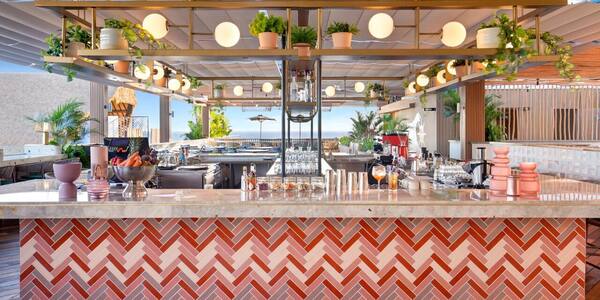 Afterglow TRIBE Kuta: Rooftop Bar, Harga Cocktail, dan Jam Buka