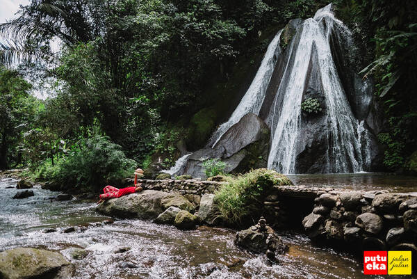 Air Terjun Campuhan Antapan: Tiket, Jam Buka, Boleh Berenang?