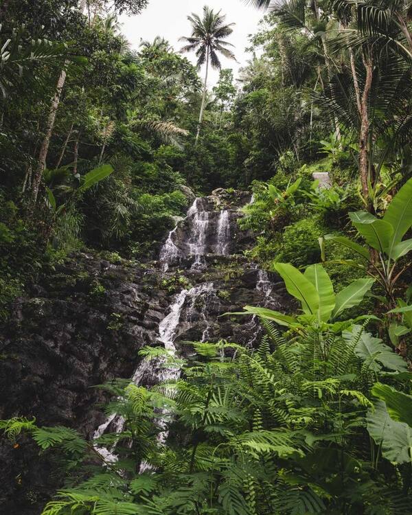 Air Terjun Gembleng, Sidemen: Kolam Infinity Alami Tersembunyi di Karangasem