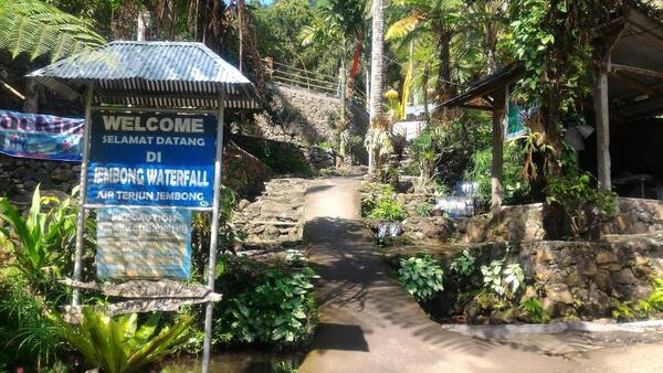 Air Terjun Jembong, Ambengan (Buleleng)