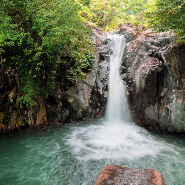 Air Terjun Kroya Sambangan: Tiket, Rute, dan Paket Pemandu