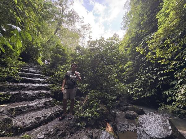 Air Terjun Leke Leke: Permata Tersembunyi di Hutan Tabanan
