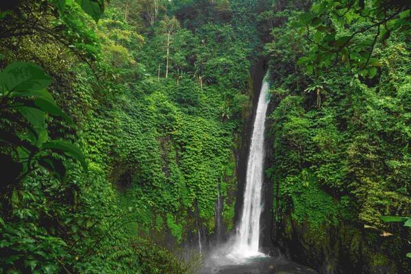 Melanting Waterfall: A Hidden Gem in Lush Munduk