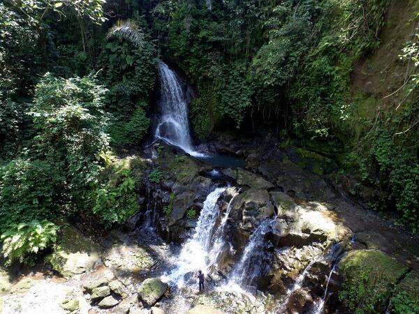 Air Terjun Pengibul Bangli: Tiket, Jam Buka, Aman untuk Anak?