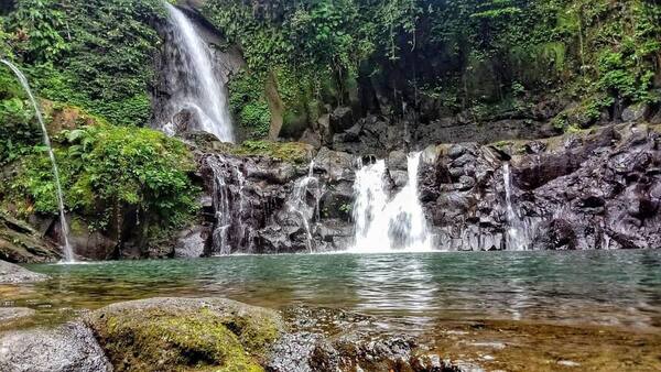 Air Terjun Taman Sari Bakbakan, Gianyar: Kolam Alami 100 m² Hasil Gotong Royong Warga Banjar