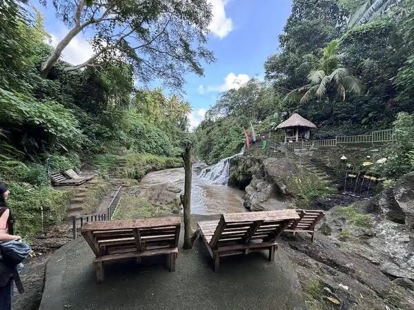 Air Terjun Uma Anyar atau Tegenungan? Pilih Sesuai Gayamu