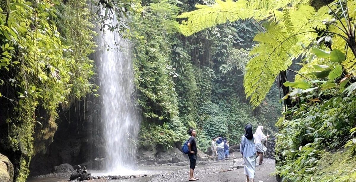 Yeh Bulan Waterfall Bangli: Entry Fee, River Path, Can You Swim?