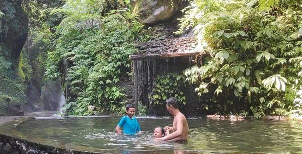 Air Terjun Yeh Bulan Bangli: Tiket, Jalur Sungai, Boleh Berenang?