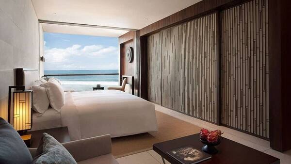 Alila Seminyak: Resor Tepi Pantai dengan Rooftop Pool di Petitenget
