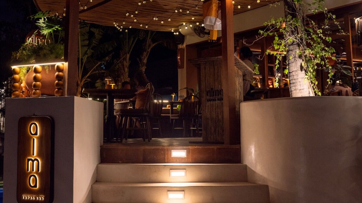 Alma Tapas Bar Bingin: Cocktail Prices, Daily Deals and Hours
