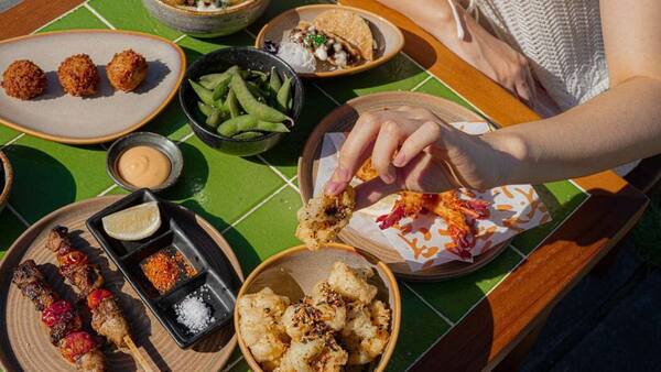 AMIKAN by SIKI Nusa Dua: Kafe Sando Jepang di Tepi Pantai