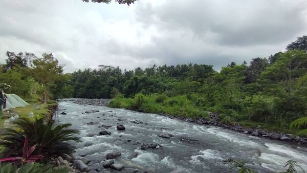 Angklung River Camp Klungkung: Kemah di Tepi Tukad Unda