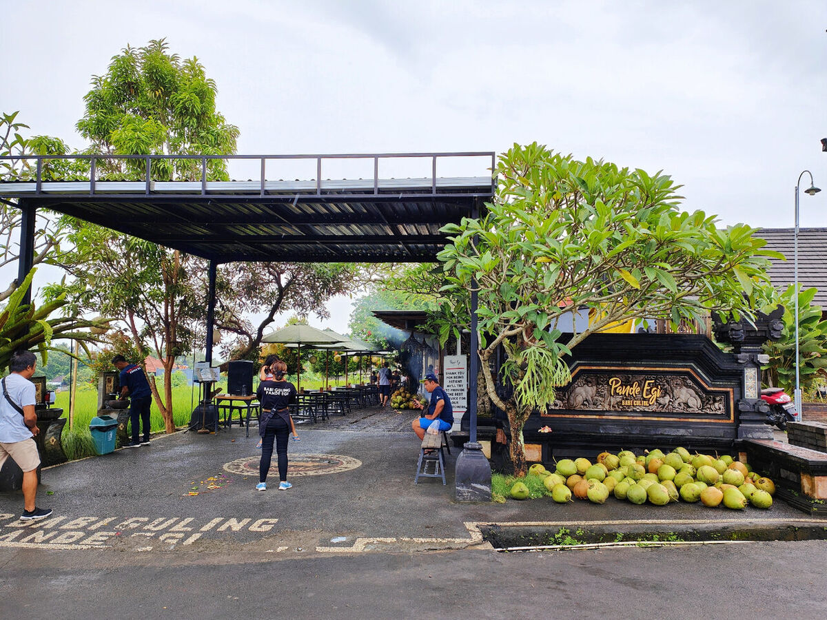 Babi Guling Pande Egi, Beng: Rp39k Special Plate by Gianyar Paddies