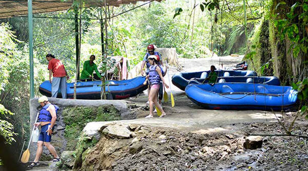 Bakas Levi Rafting: Arung Jeram 7,5 Km di Sungai Melangit, Klungkung