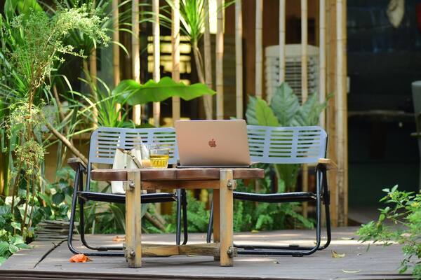 Bali untuk Solo Traveler: Panduan Aman, Itinerary Hemat & Tips Memilih Penginapan