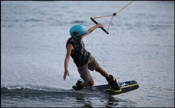 Bali Wake Park & Aquatic Center: Serunya Wakeboarding di Denpasar