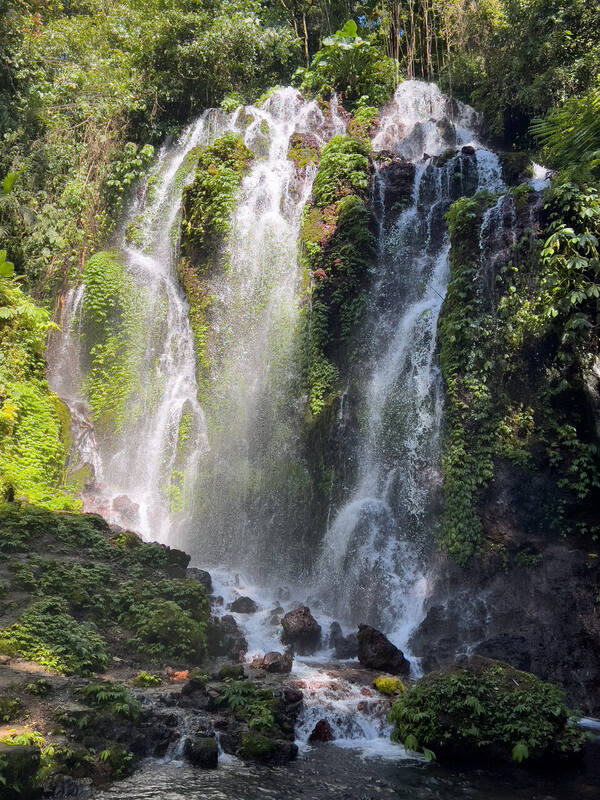 Banyu Wana Amertha Waterfall, Wanagiri: 4 Air Terjun Tersembunyi di Highland Buleleng (Tiket Rp20–40rb, Buka 08.00–17.00)