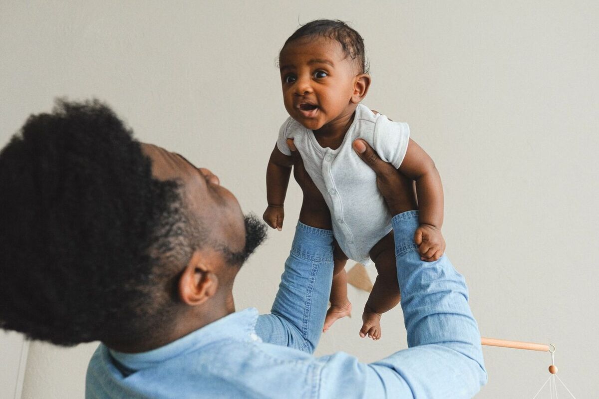 À quel âge un bébé peut-il prendre l'avion pour Bali ?