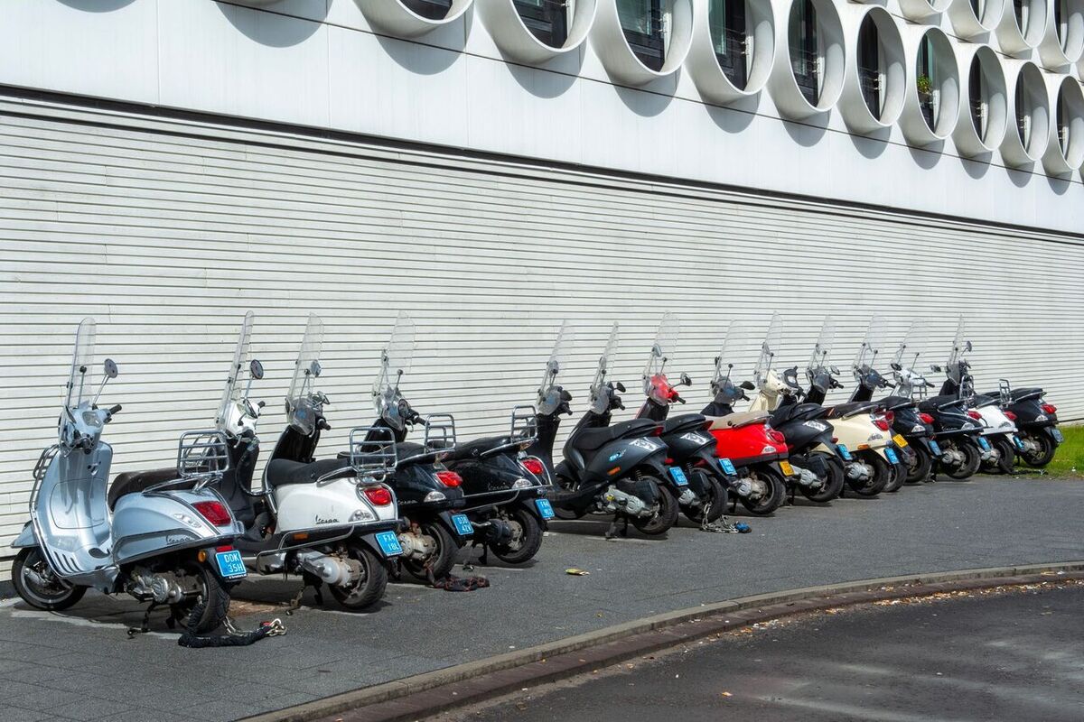 How Much Is Parking in Bali? Scooter, Car and Airport Rates 2026