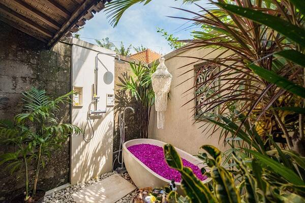 Bliss Sanctuary for Women: Retret All-Inclusive Khusus Perempuan di Canggu & Seminyak