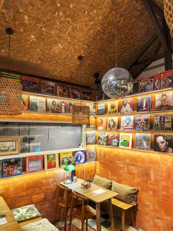 Bloom After Dark Sanur: An Alcohol-Free Vinyl Bar, Thu-Sat