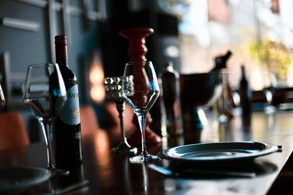 Bolehkah Bawa Wine Sendiri ke Restoran di Bali? Corkage Fee