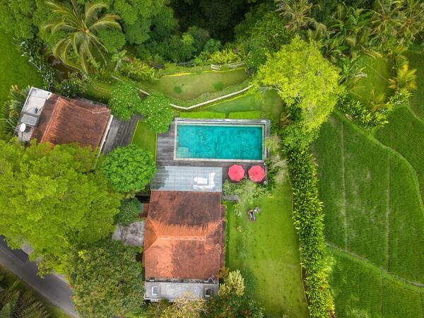 Bolehkah Bikin Pesta di Vila Bali? Aturan Bising dan Izin 2026