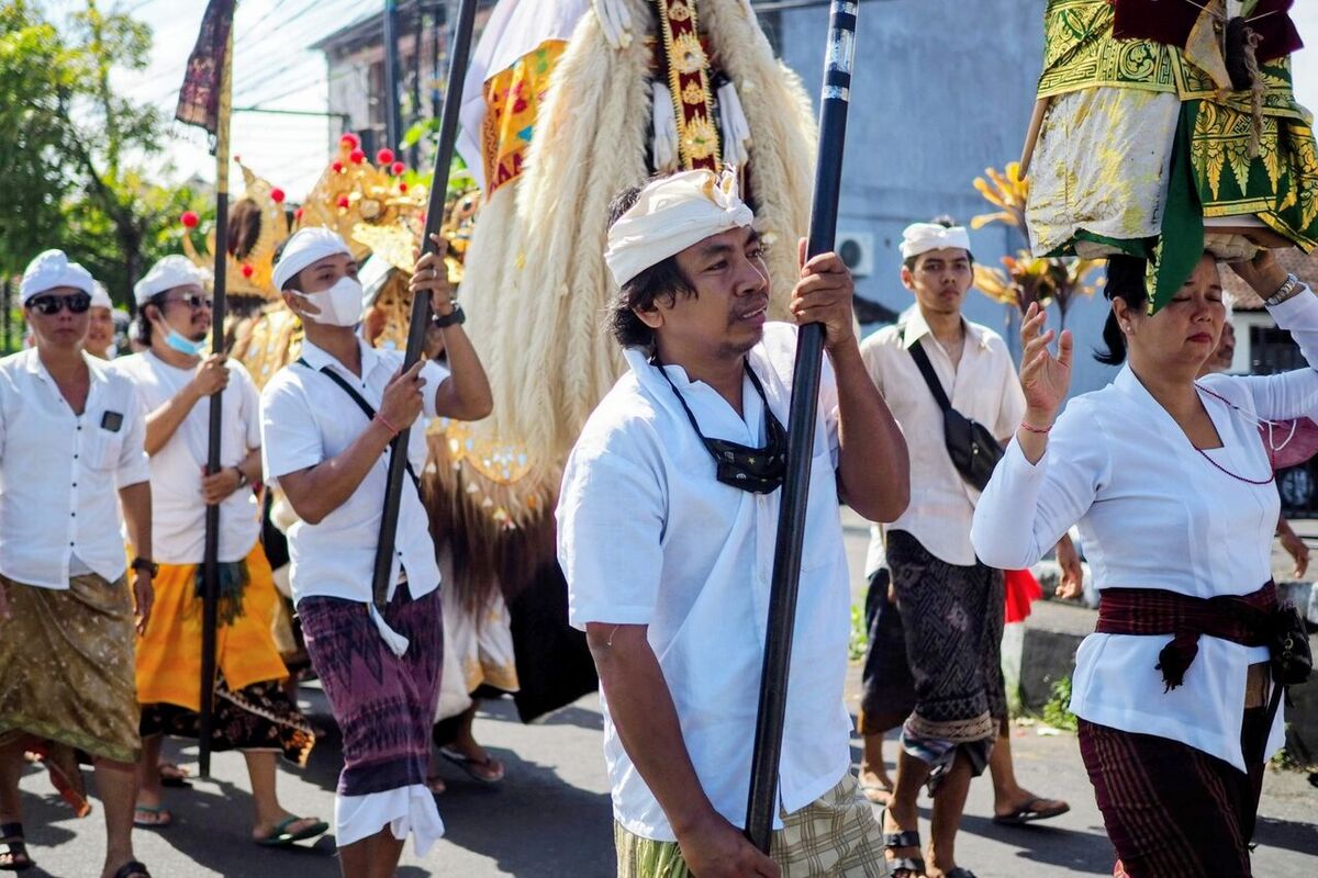 Can You Photograph Ceremonies or a Ngaben in Bali?