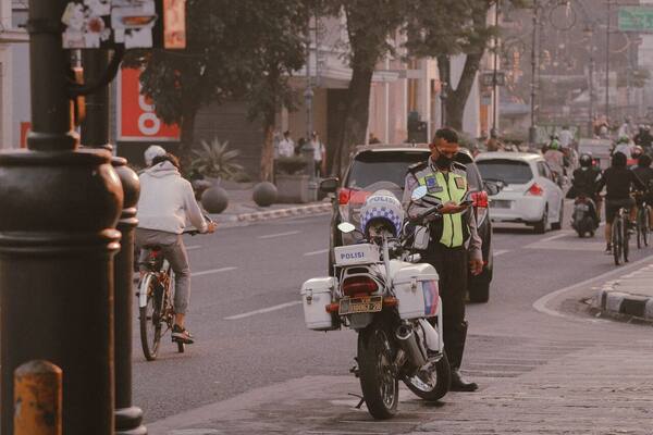 Bolehkah Turis Asing Membeli Motor atau Mobil Sendiri di Bali?