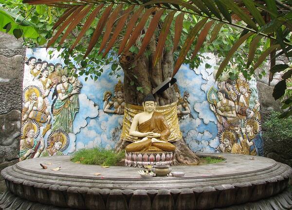 Brahmavihara-Arama, Banjar: Wihara Buddha Terbesar di Bali Utara