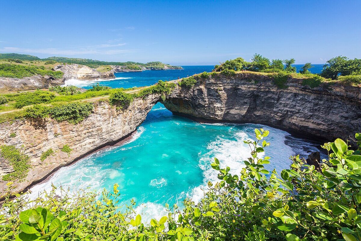 Broken Beach & Angel's Billabong Nusa Penida: A Magical Rock Duo