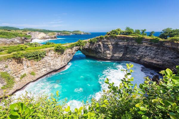 Broken Beach & Angel's Billabong Nusa Penida: A Magical Rock Duo