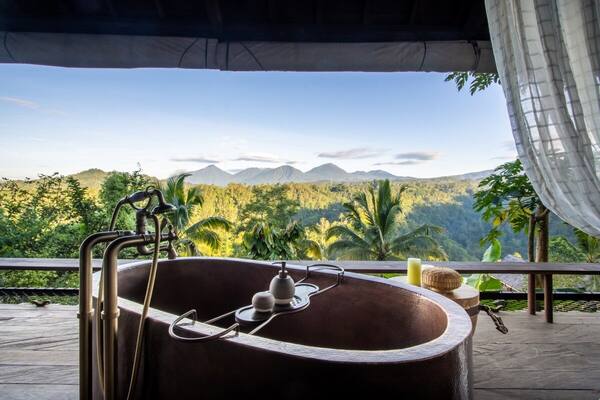 Buahan, a Banyan Tree Escape: Menginap Tanpa Dinding di Atas Lembah Ayung