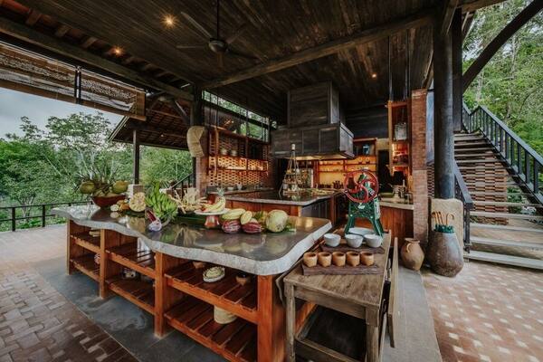 Buahan, a Banyan Tree Escape: Menginap Tanpa Dinding di Atas Lembah Ayung