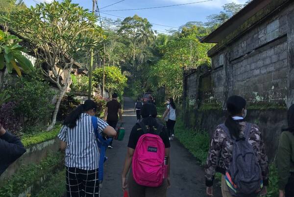 Bukit Demulih Bangli: Trek Pendek ke Panorama Sunrise