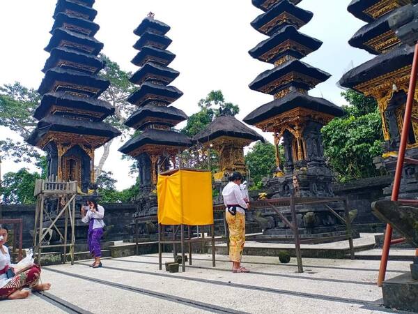 Bukit Mundi, Atap Nusa Penida yang Nyaris Tanpa Turis