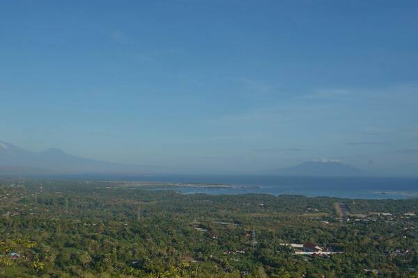 Bukit Udeng-Udengan Pemuteran: Rute Pagi Sebelum Snorkeling