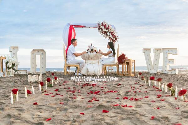 Bulan Madu di Bali 2026: 6 Kawasan Paling Romantis, Pilihan Resor & Tips Voucher Honeymoon