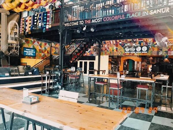 Casablanca Sanur: Jadwal Band, Happy Hour, dan Tutup Jam Berapa