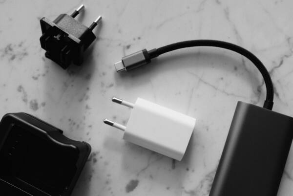 Colokan Listrik di Bali Tipe Apa? Voltase dan Adaptor