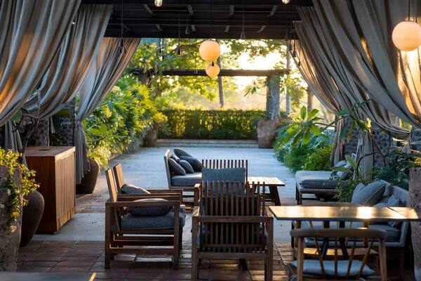 Copper Kitchen di Bisma Eight Ubud: Rooftop, Menu Kebun, dan Harga Sebenarnya