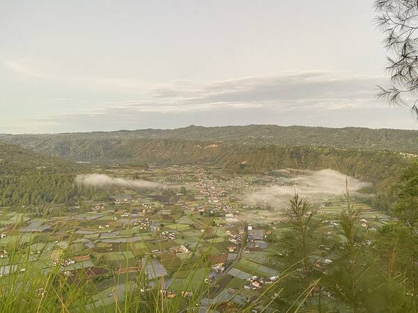 Desa Belandingan, Kintamani: Sunrise Sepi di Tepi Kaldera Batur
