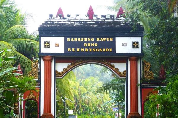 Desa Blimbingsari, Jembrana: Gereja Berarsitektur Bali di Perbukitan Melaya
