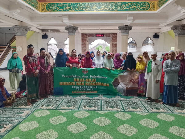 Desa Budakeling, Karangasem: Kampung Brahmana Buddha dan Perajin Perak di Kaki Gunung Agung