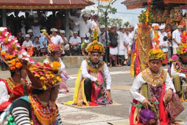 Desa Cempaga, Buleleng: Desa Bali Aga dan Tari Sakral Baris Jojor