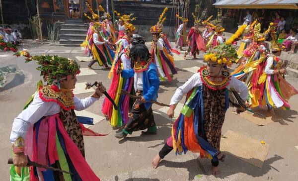 Desa Cempaga, Buleleng: Desa Bali Aga dan Tari Sakral Baris Jojor