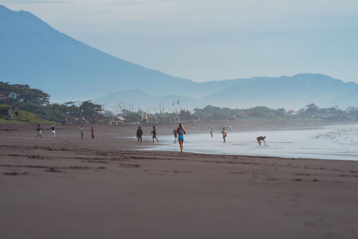 Difoto Jurugambar FotoYu di Pantai Bali? Ini Hak Anda