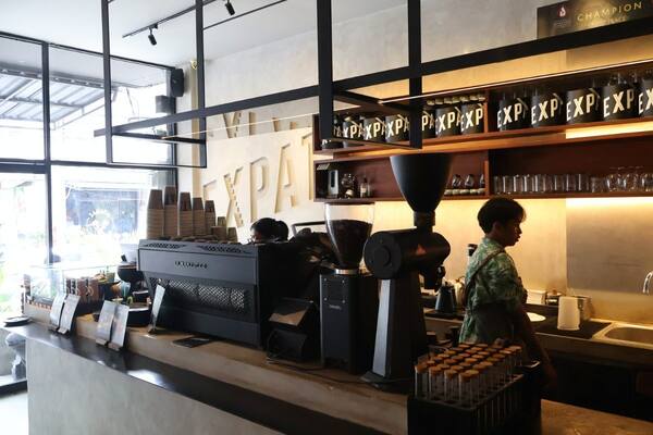 Expat. Roasters スミニャック：プティテンゲットのインドネシア産シングルオリジン