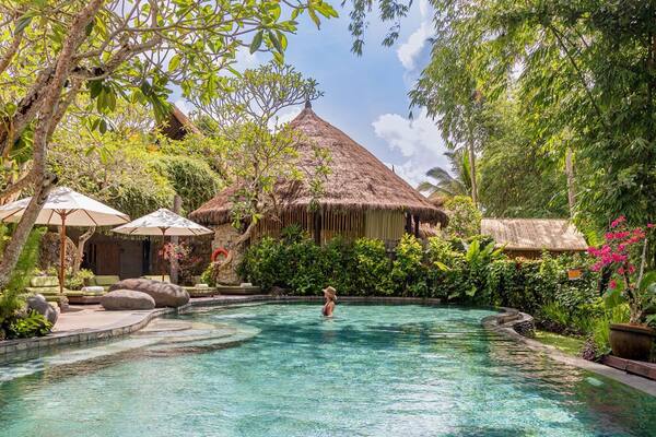 Fivelements Retreat Ubud: Penyembuhan Eco-Luxury di Tepi Sungai Ayung